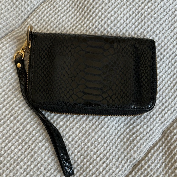 Michael Kors Wallet Clutch - Picture 3 of 3
